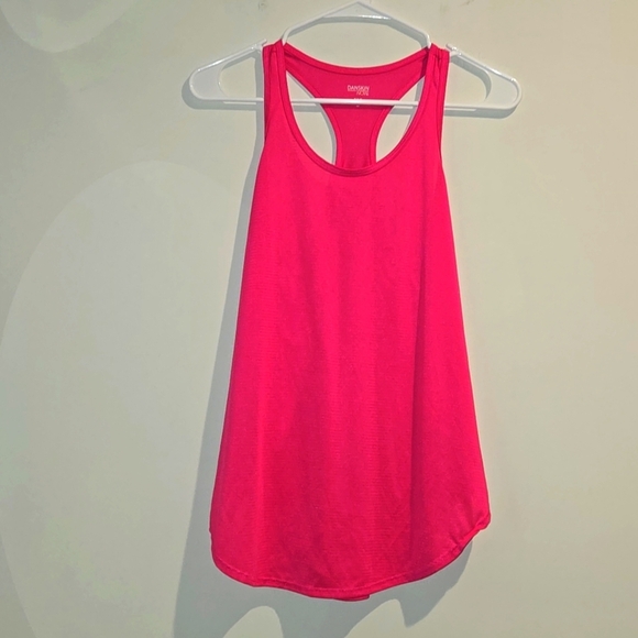 Danskin Now Tops - Danskin Now pink top. Size medium.
